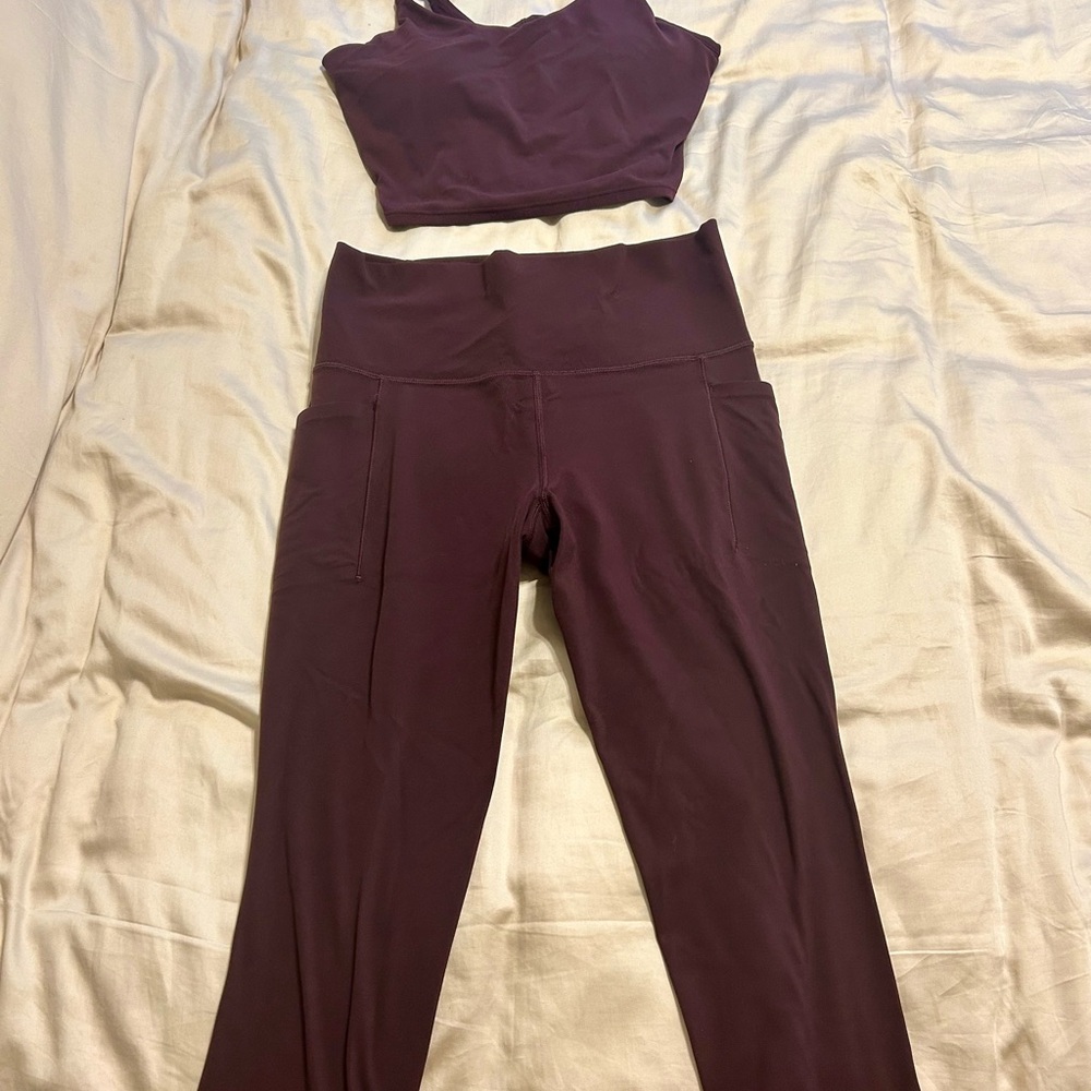 Athleta Two Piece Workout Set (Capris & top) with Pockets - Spiced Cabernet